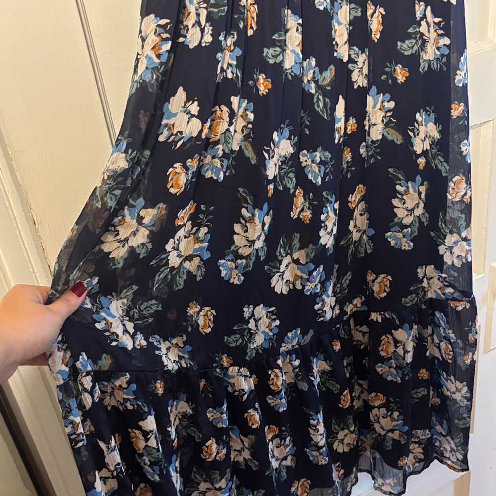 LC Lauren Conrad Navy Floral Maxi Dress - Picture 7 of 8